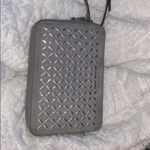 Michael kors crossbody